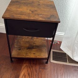 Night stand 
