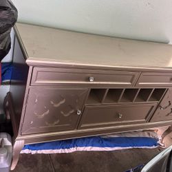 Moving Sale Make Offer Toys Furniture Christmas Tree Blow Up Mattress Hutch  Buffet 