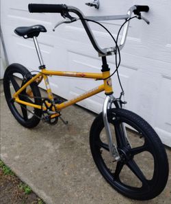 1990s Schwinn Predator BMX 20 Inch Bike