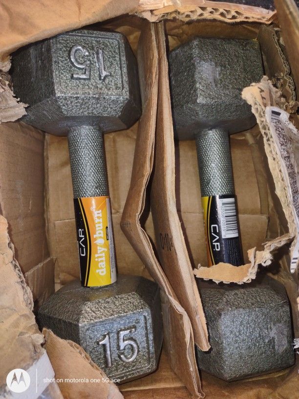 Brand new 15lb Hex Dumbbells Pair