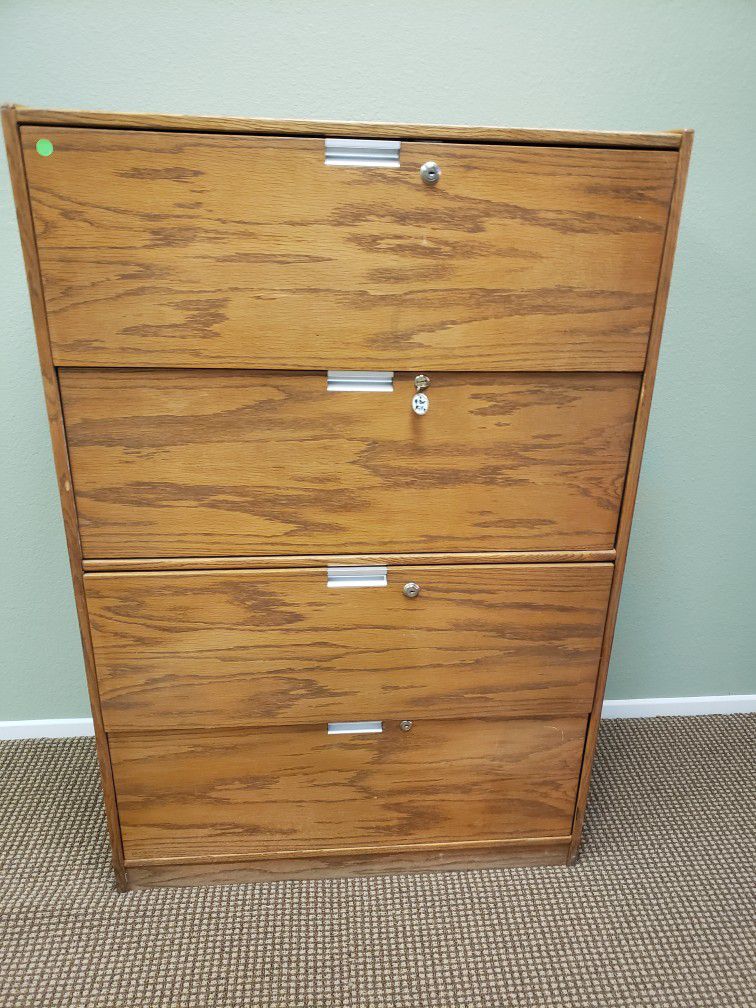 4 Drawer Filing Cabinet with Key