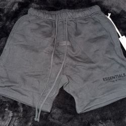 Essential Shorts 