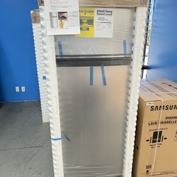 NEW🚨Whirlpool 18 cu.ft Top Freezer Refrigerator🔥