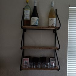 3-Tier Wood and Metal Shelf – Black Frame – Well Maintained