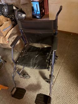 Black wheel chair