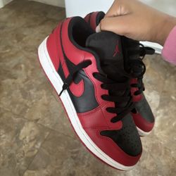 Jordan 1 Low 7Y