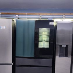 NEW SMART SAMSUNG REFRIGERATOR WITH TOUCH SCREEN INSTVIEW AND BOTTOM FREEZER 1 YEAR WARRANTY 1AÑO DE GARANTIA POR ESCRITO 