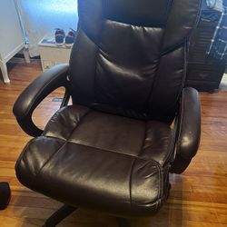 Brown office chair