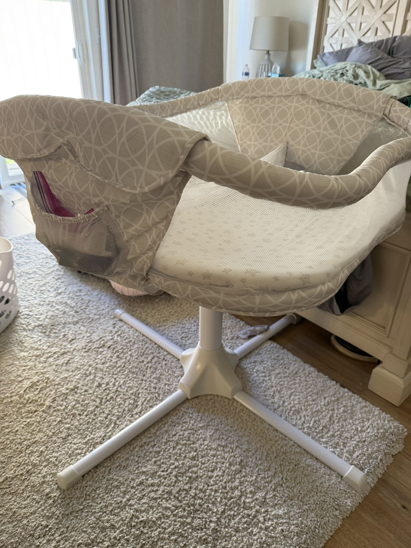 Halo Twin Bassinet