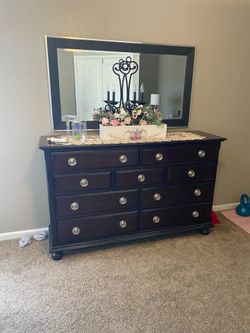 Dresser & Bed frame