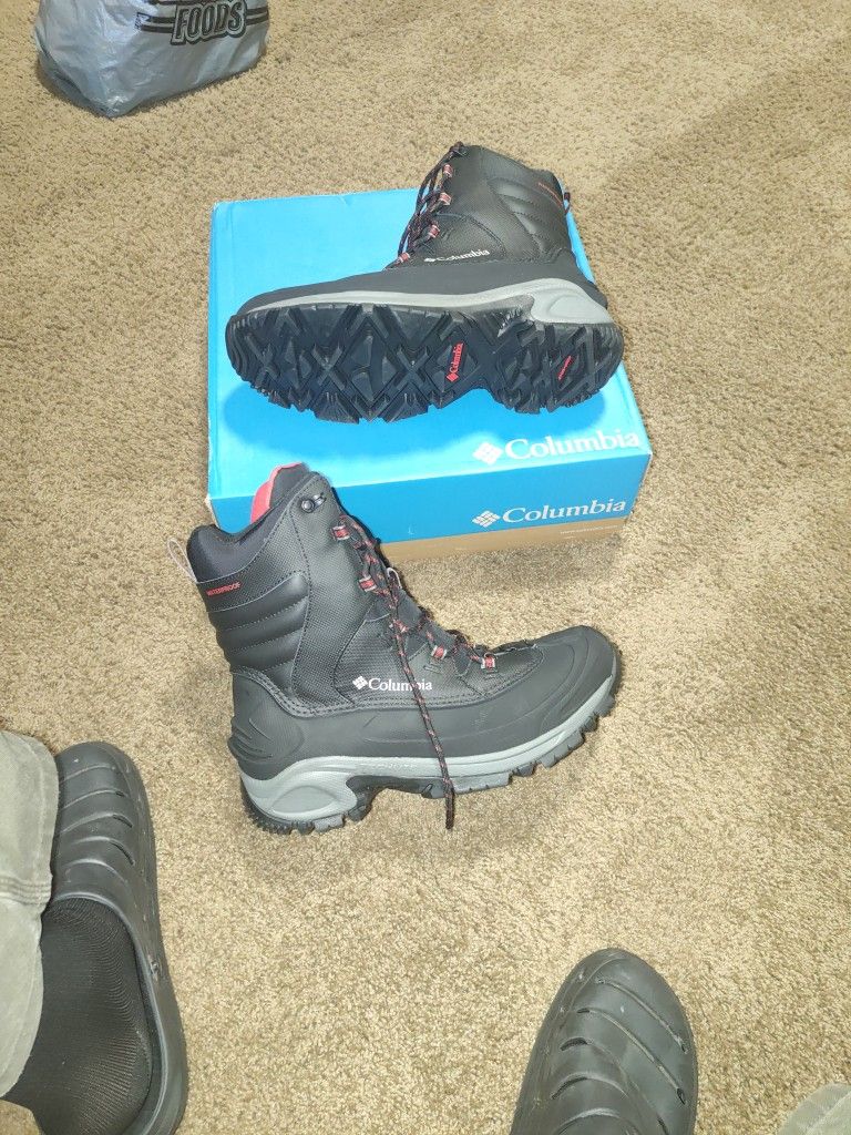 Men's Columbia Brand Snow Boots