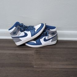 Jordan 1 True Blue 