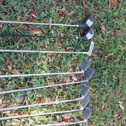 Set of Mens Dunlop Left Handed Golf Clubs