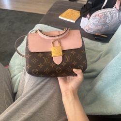 Locky BB Louis Vuitton Bag 