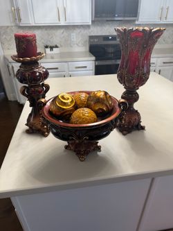 3 piece table decor