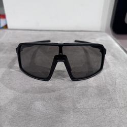 Oakley Sutro