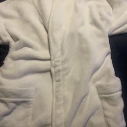 White Robe. 