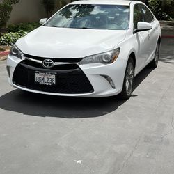 2017 Camry SE For Sale! 