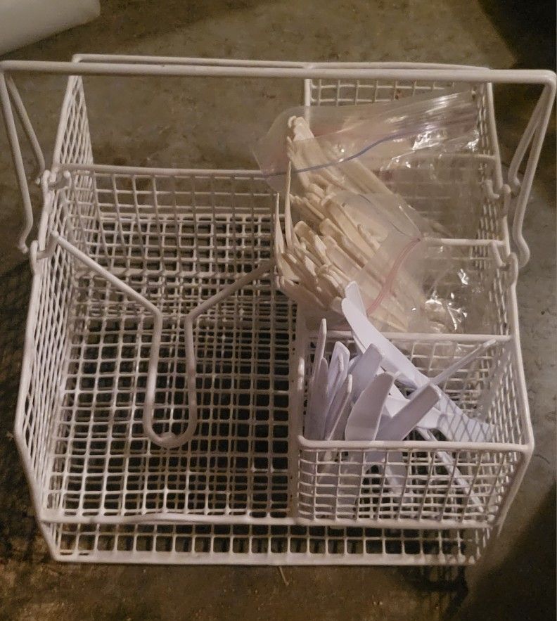 Picnic Utensils Holder