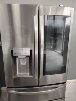 Refrigerator LG de 4 puertas