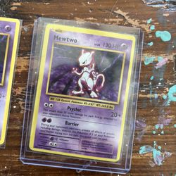 2016 basic Mewtwo Halo pokemon card
