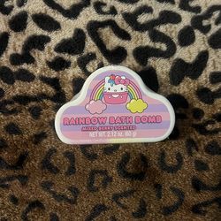 hello kitty bath bomb