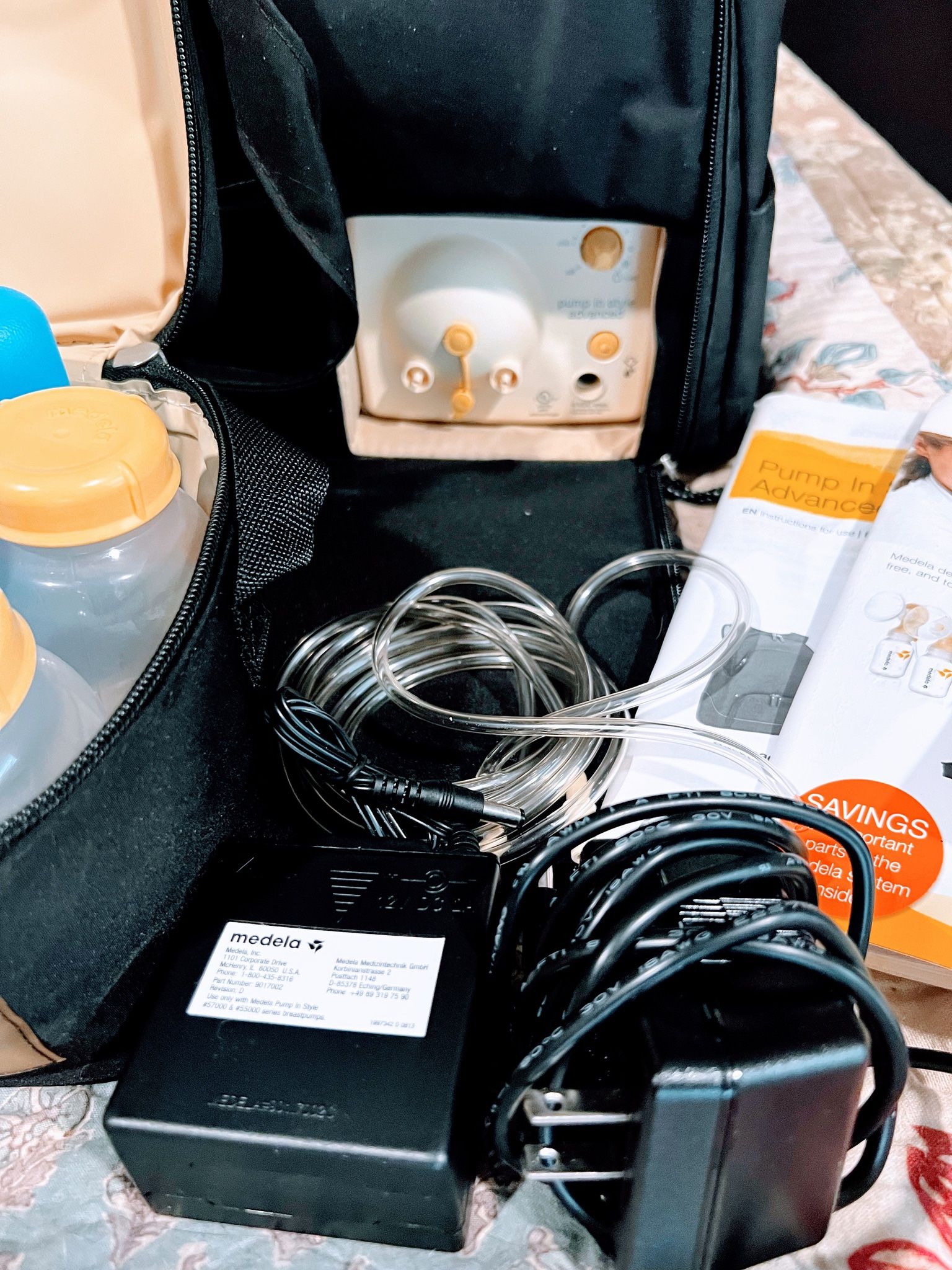 Medela Pump In Style Advanced On The Go Tote And Many Accessories. All UNUSED