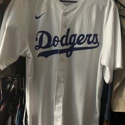 Men’s Large Nike Dodgers Jersey