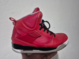 Red Jordan Flight Shoes