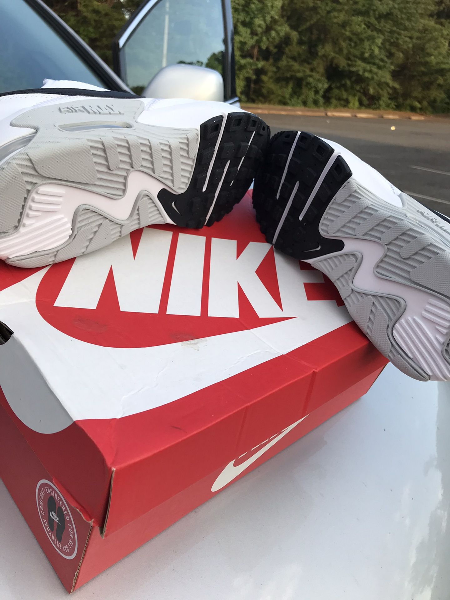 Nike Air Max Excee Shoes Size 11 Men