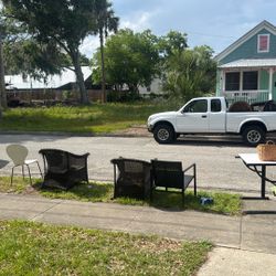 FREE CURB ITEMS 