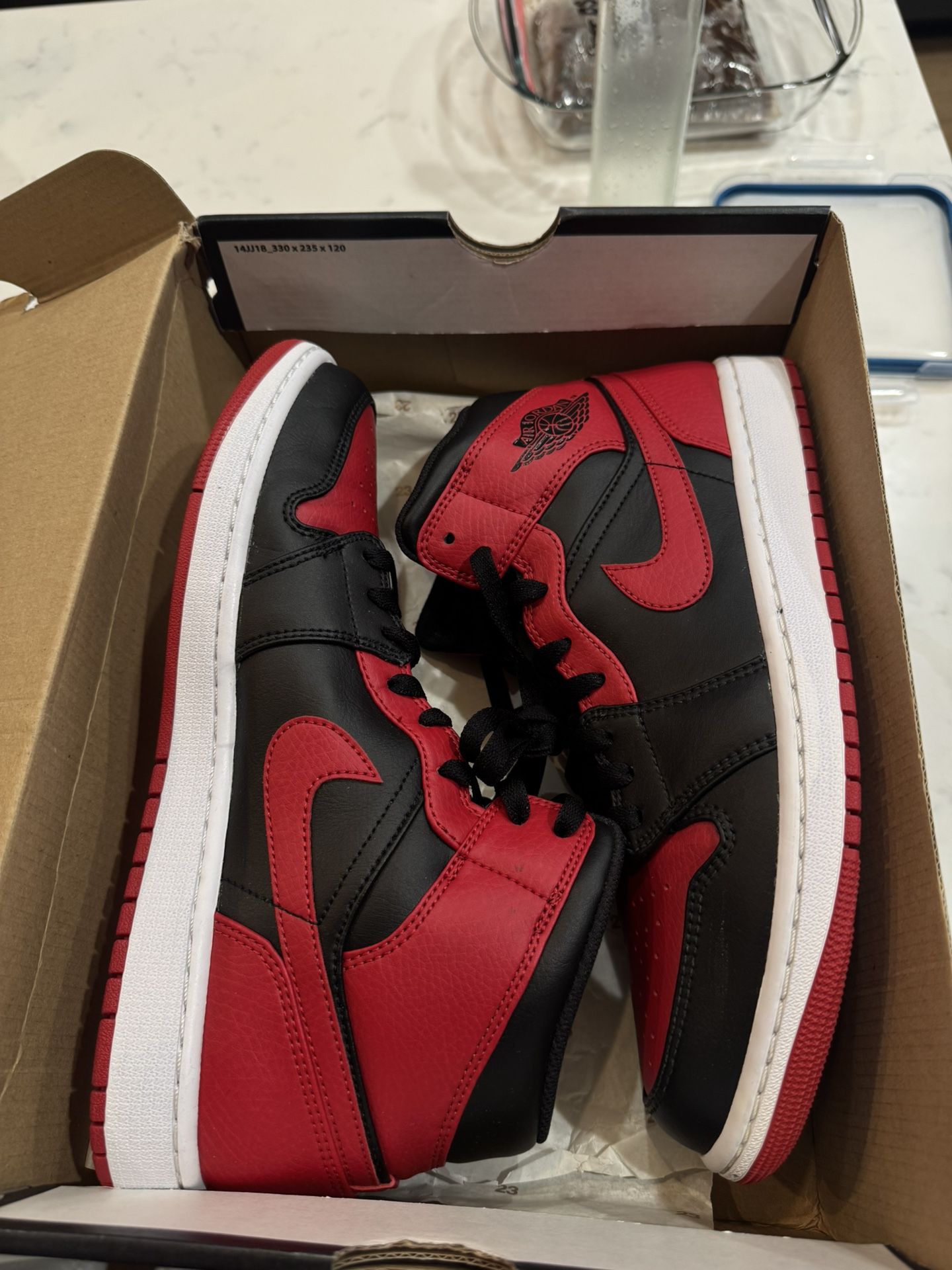 Jordan Banned 1 Mid Sz 10.5 Mens & 7Y