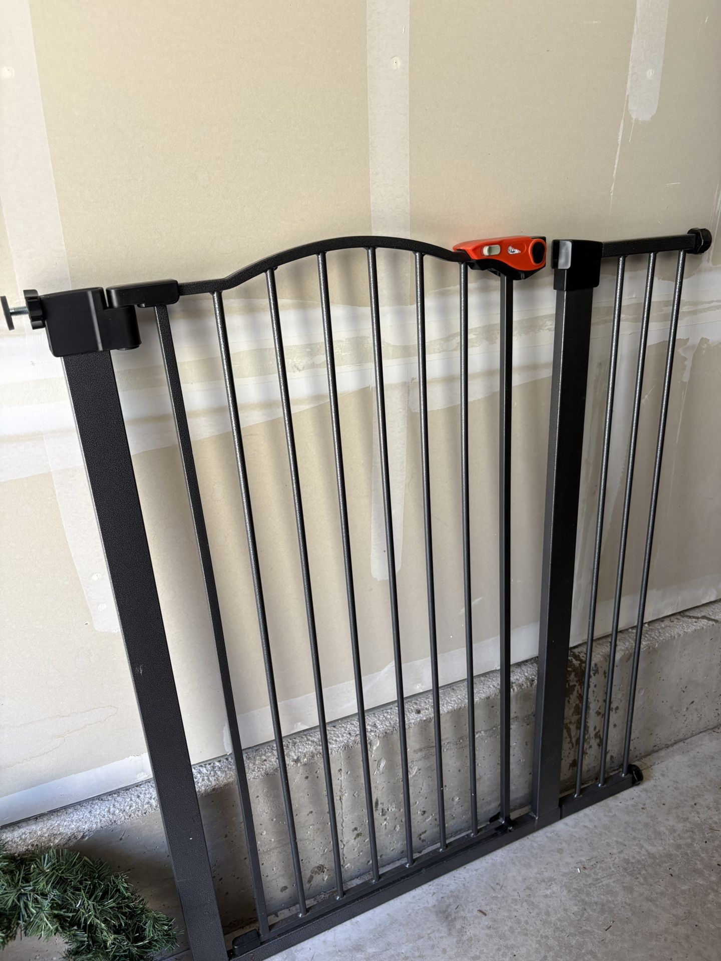 Outdoor dog Gate