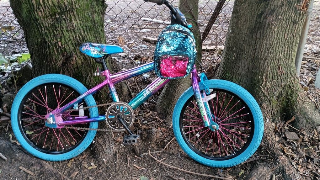 Newer 'Genesis 18 In Girls