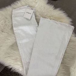 white bell bottom jeans NEW