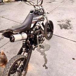 125cc Dirtbike 
