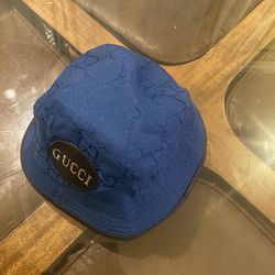 GUCCI BUCKET HAT