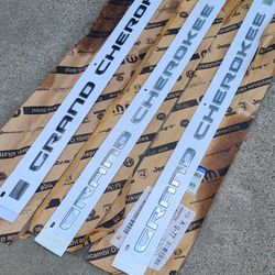 Jeep Grand Cherokee Emblems