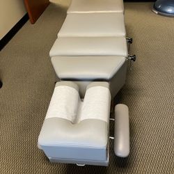 Chiropractic Adjusting Table For Sale!