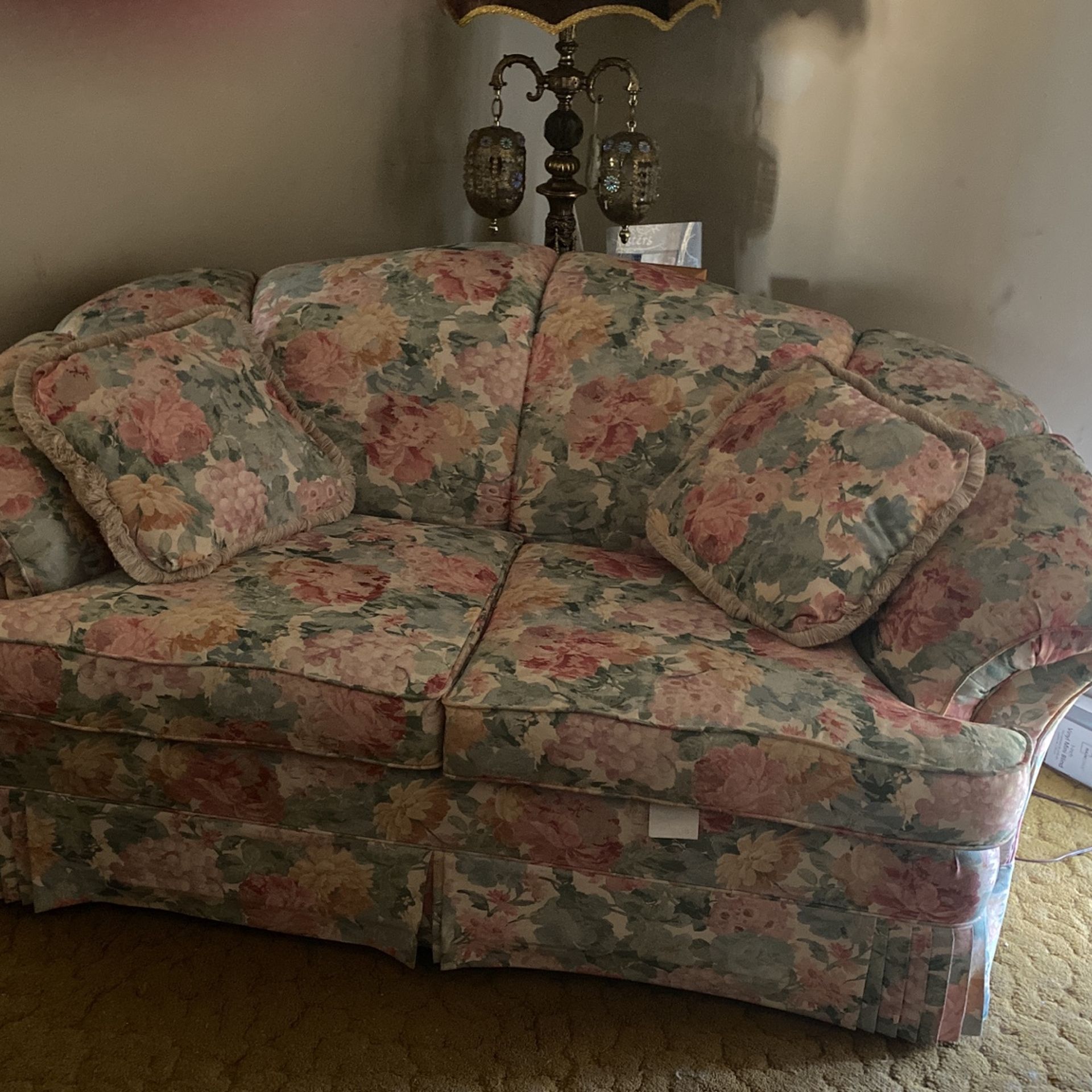 Floral Sofa And loveseat 