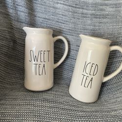 Rae Dunn Iced And Sweet Tea Pitcher 