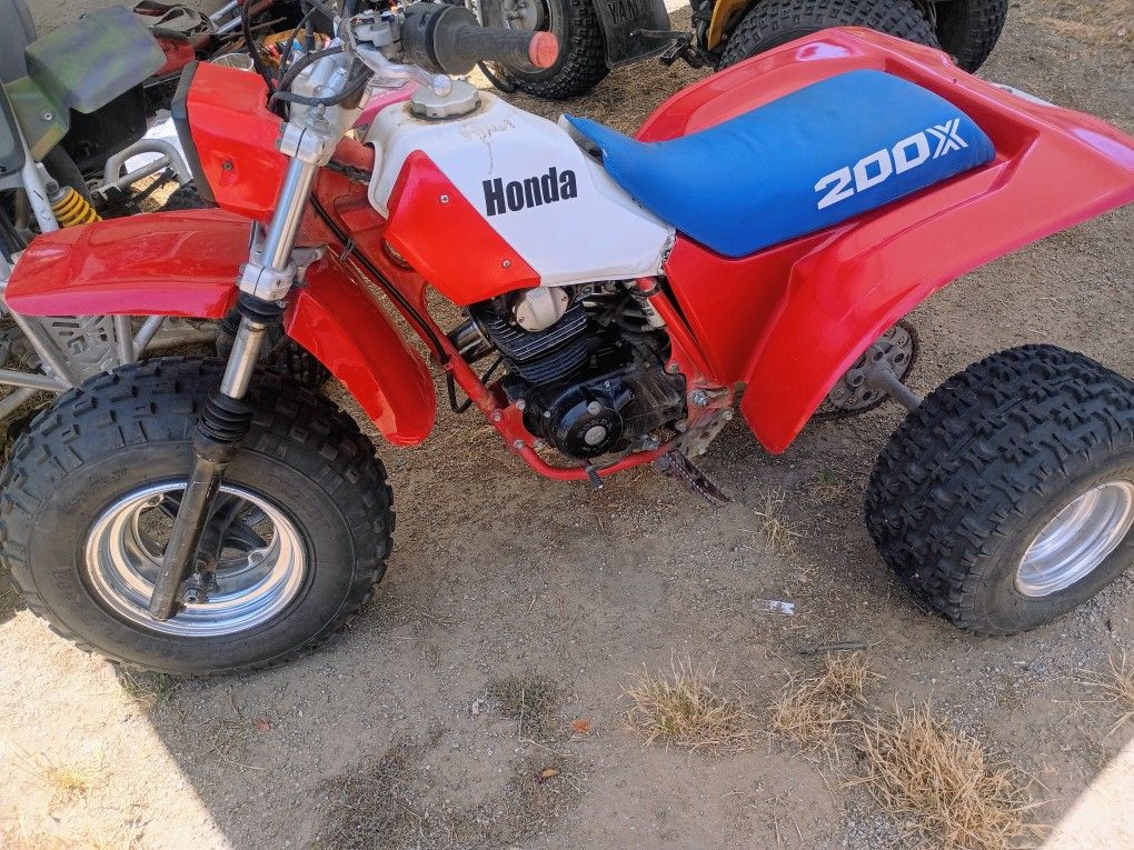 1984 Honda 200x