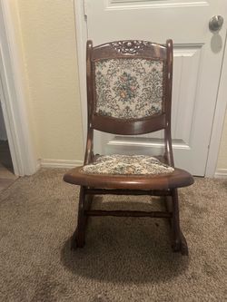 Vintage tapestry folding rocking chair