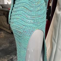 Sea Blue Crochet Dress Sz Small Petites, Full Length, Slit In Back, Sleeveless
