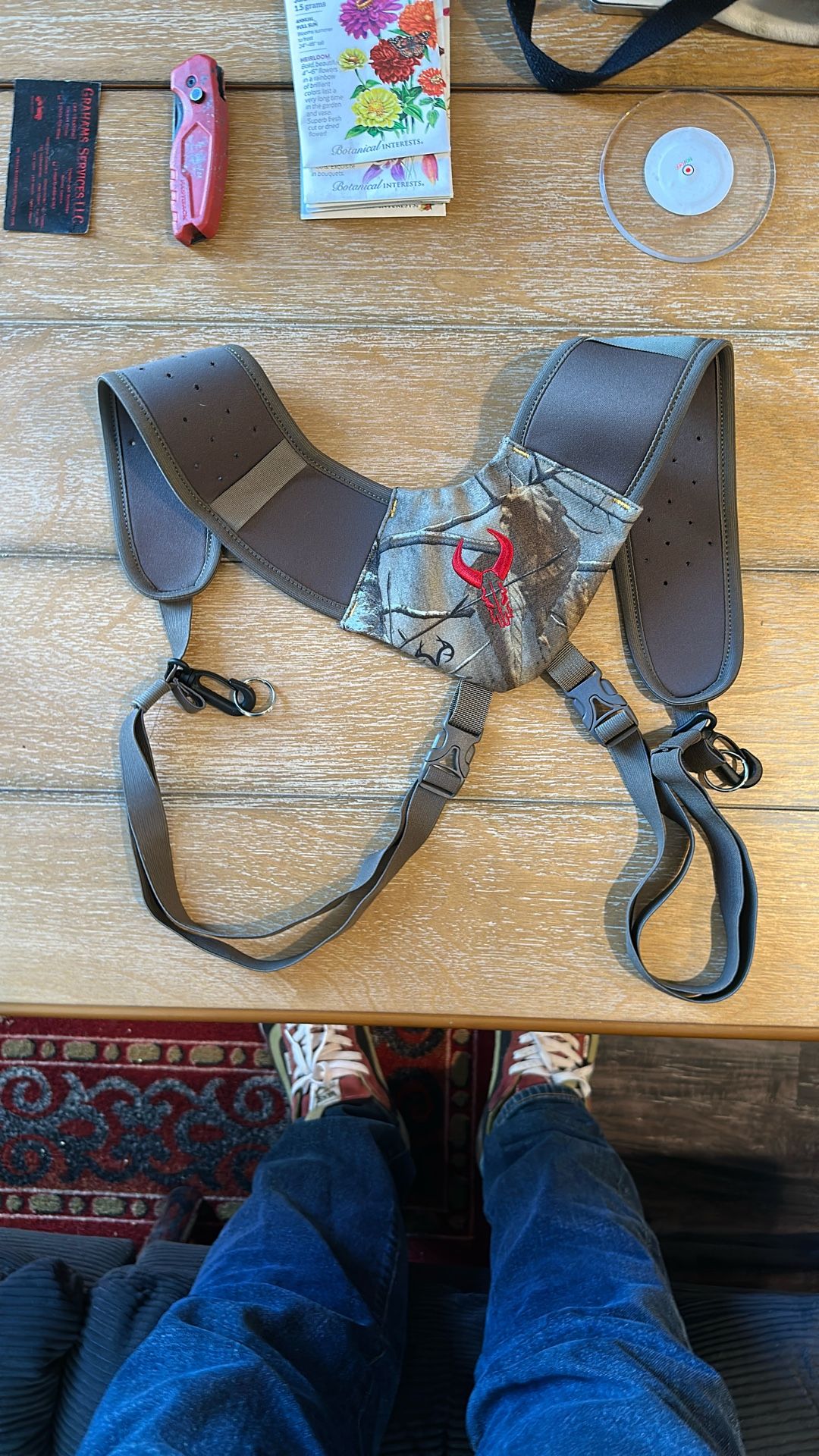 BADLANDS Bino Basics Straps W/binocluar Cover