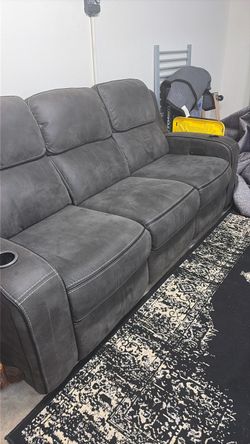 Couch for sale recliner