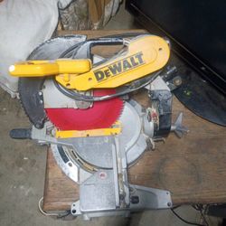12 Inch Dual Bevel Corded 15 Amp Miter Saw 