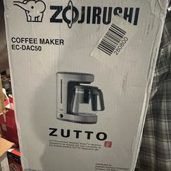 Zojirushi Zutto 5 Cup Drip Coffee maker. Silver