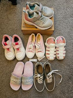 Girl shoes bundle size 13