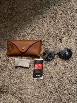 Authentic Ray-Ban RB3025 Aviator 58mm Sunglasses w/ Case
